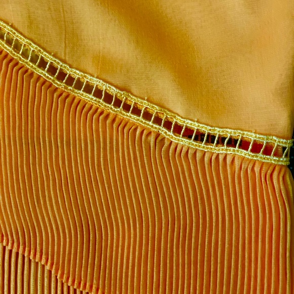 Saylor Women’s Marguerite Top - Picture 4 of 10